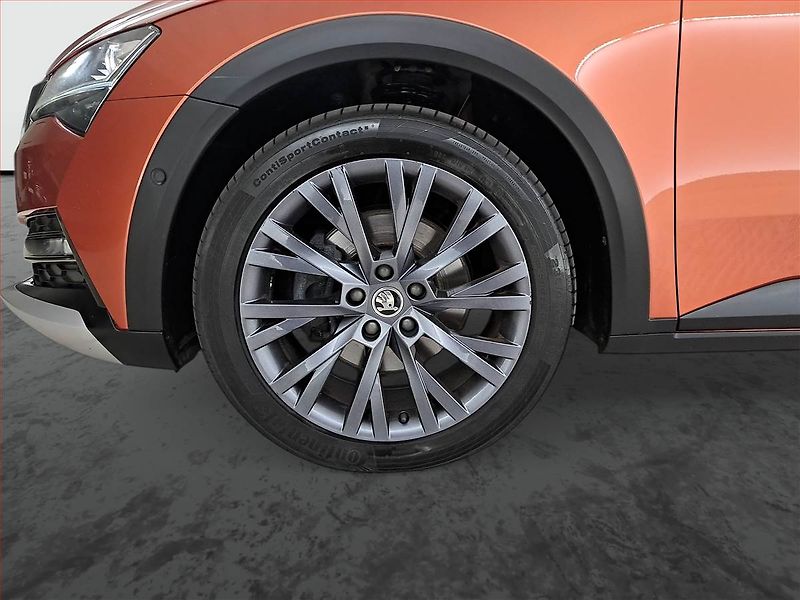 Škoda Superb (2020) Scout 2.0 TDI - fotka 15 z 22