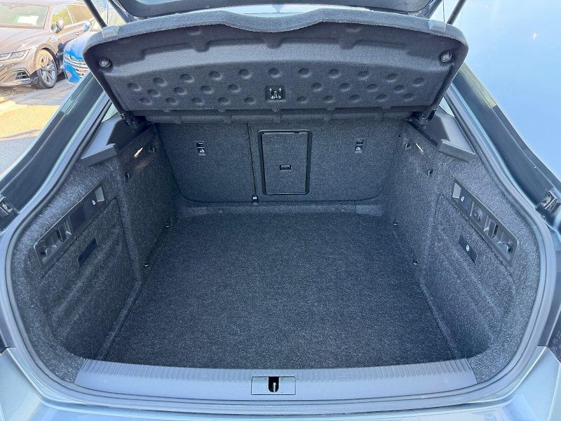 Škoda Superb (2022) 2.0 TDI 147kW 4x4 DSG Style - fotka 33 z 35
