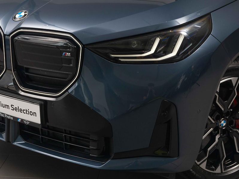 BMW X3 M50 xDrive - fotka 7 z 22