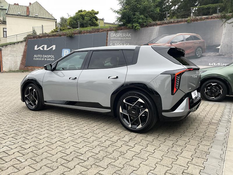 Kia EV4 (2025) GT-LINE 150 KW  