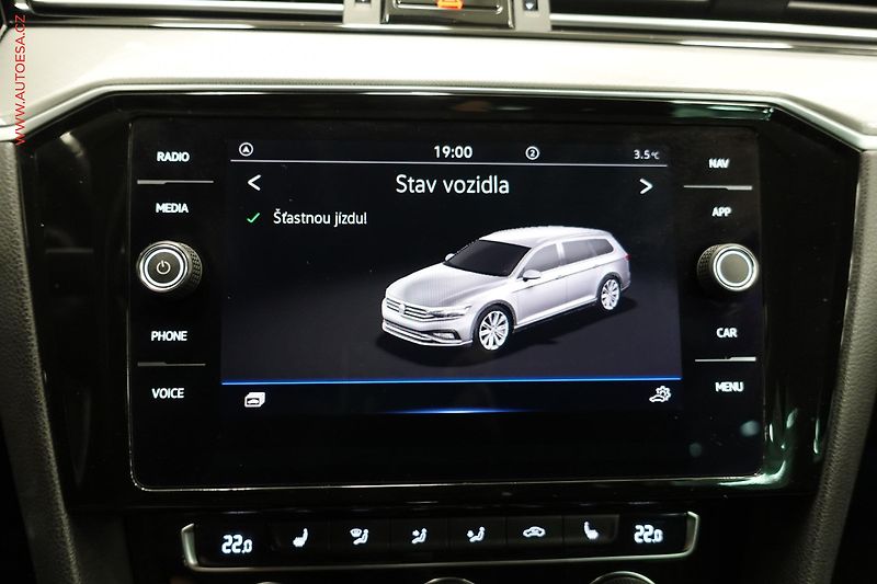 Volkswagen Passat (2020) 2.0TDi, DSG, LED, navi - fotka 17 z 22