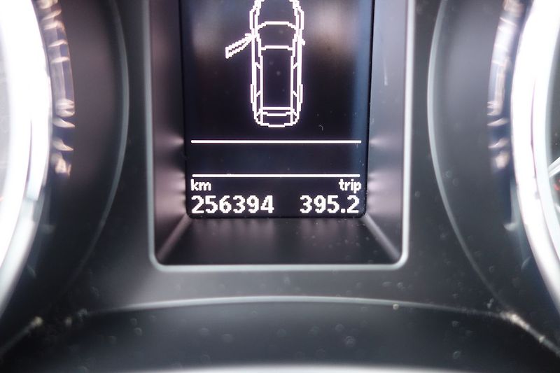 Škoda Superb 2,0TDi 125kW DSG! 2 x ALU kola - fotka 17 z 31