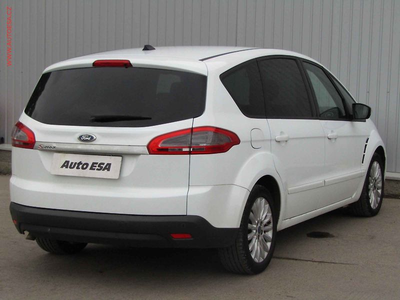 Ford S-MAX (2014) 2.0 TDCi, AT, STK5/28 - fotka 4 z 21