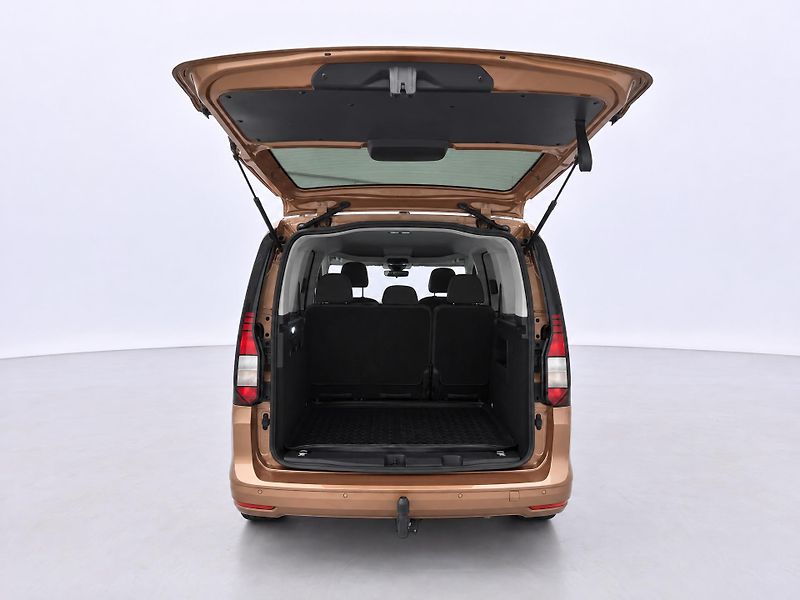 Volkswagen Caddy 2,0 TDI 75kW Life Klima Tažné - fotka 9 z 37