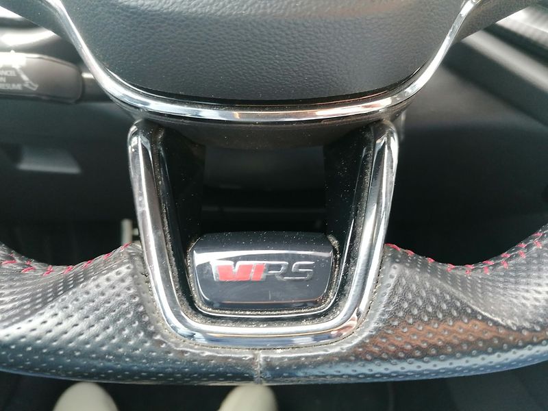 Škoda Octavia (2021) 1.4 TSI iV RS 180kW Head-up - fotka 23 z 29
