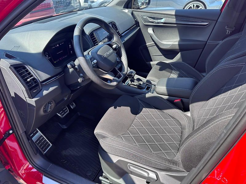 Škoda Karoq 2,0 TDI DSG 4x4 Sportline  - fotka 9 z 17