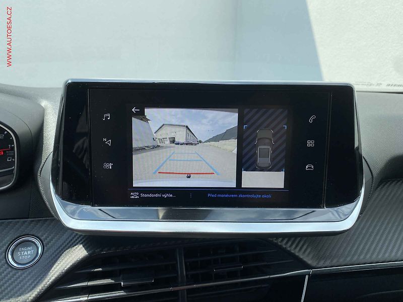 Peugeot 2008 (2020) 1.2PT, Allure, TZ, navi - fotka 16 z 17