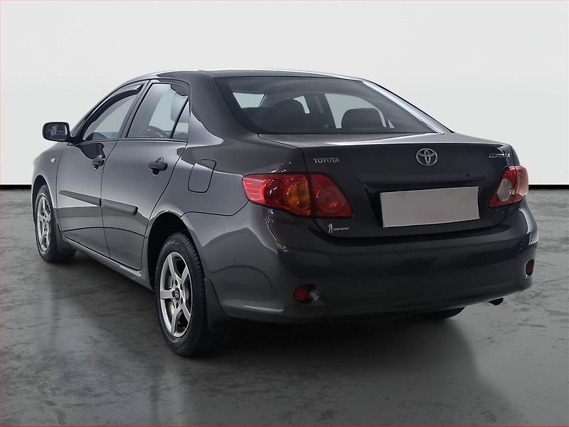 Toyota Corolla (2009) 1.3 Dual VVT-i, Vyhř. sedaček - fotka 4 z 16