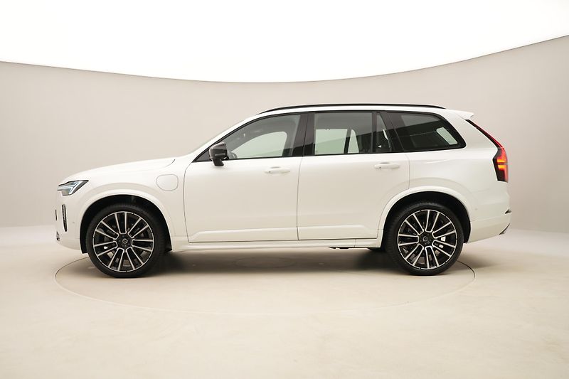 Volvo XC90 T8 RECHARGE BLACK EDITION 7m - fotka 10 z 72