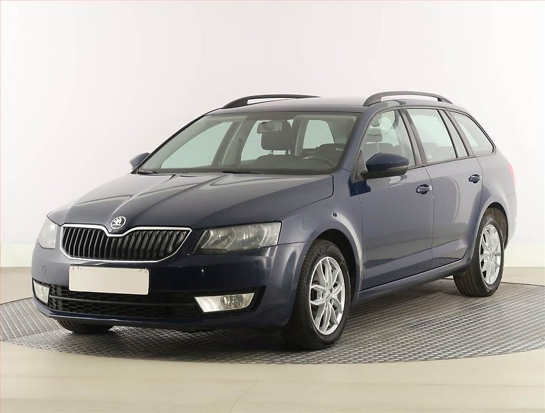 Škoda Octavia (2017) 1.6 TDI, Tempomat - fotka 2 z 17