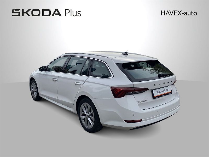 Škoda Octavia (2022) Combi 1.5 TSI Style - fotka 33 z 36