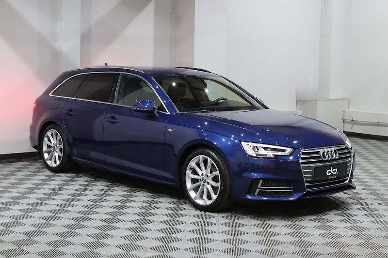 Audi A4 2.0 TFSI ultra 140 kW S line - fotka 2 z 49