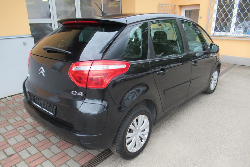 Citroën C4 Picasso 1.6 HDi Aut. Klima - fotka 5 z 22