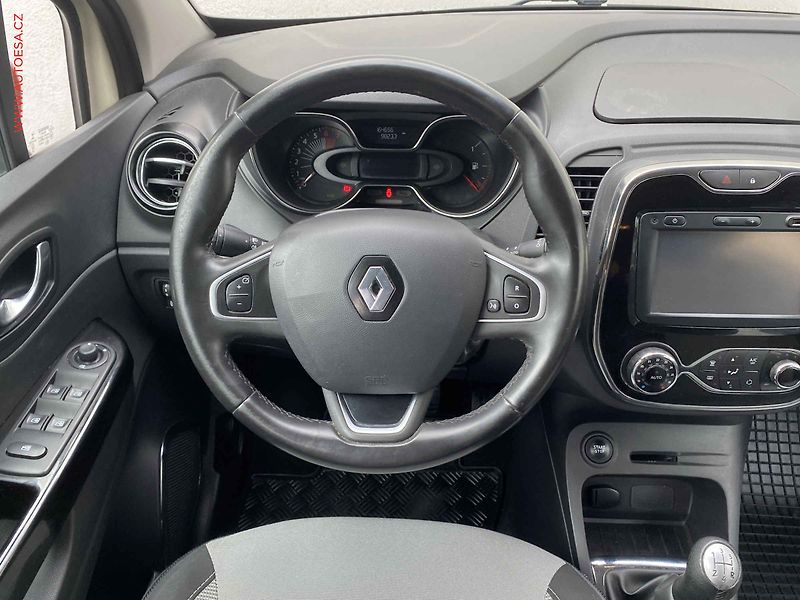 Renault Captur (2016) 0.9 TCe, ČR, AC, tempo, park - fotka 11 z 16