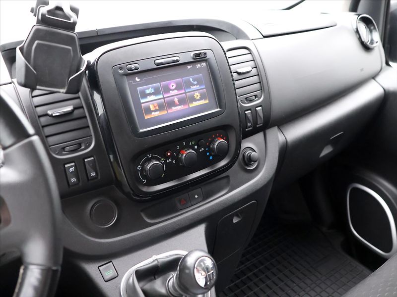 Opel Vivaro 1,6 DCTi BiTurbo 107kW DPH - fotka 22 z 35