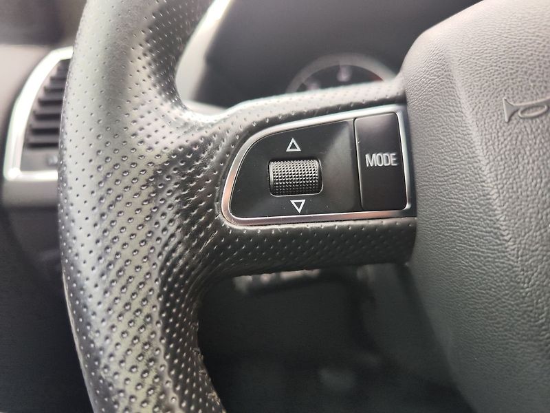 Audi Q5 2.0 TDi/125kW quattro - fotka 20 z 27
