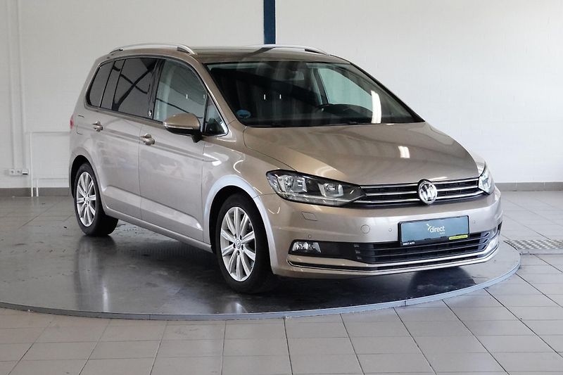 Volkswagen Touran - fotka 7 z 24