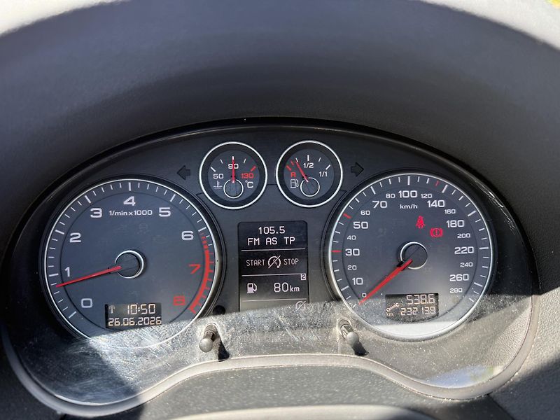 Audi A3 1.6i 77kW - fotka 5 z 9