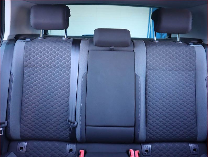 Volkswagen Golf (2019) 1.6 TDI, Automat, Navi - fotka 10 z 21