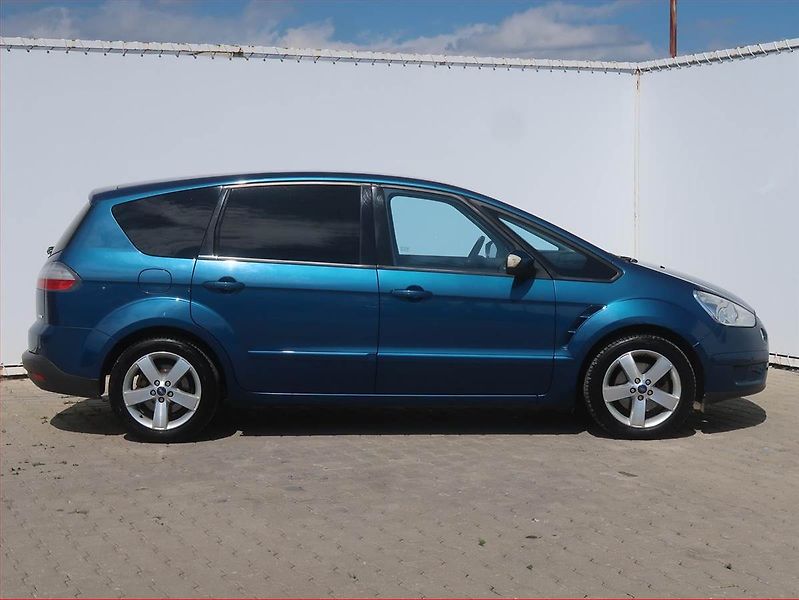 Ford S-MAX (2009) 2.0 TDCi, Serv.kniha, Navi - fotka 6 z 12