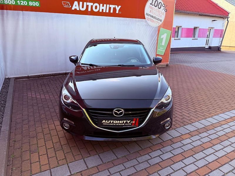 Mazda 3 2.0 Skyactiv Sports-Line Aut. - fotka 2 z 28