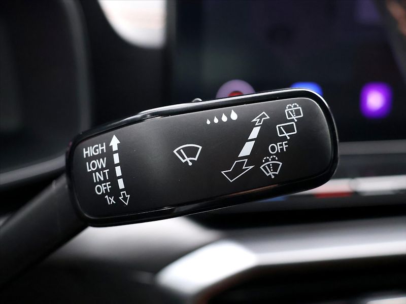 Cupra Formentor 2,0 TSI VZ 228kW DSG 4x4 DPH - fotka 21 z 42