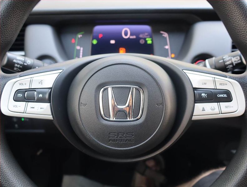 Honda Jazz (2022) 1.5 e:HEV, Automat, Serv.kniha - fotka 16 z 17