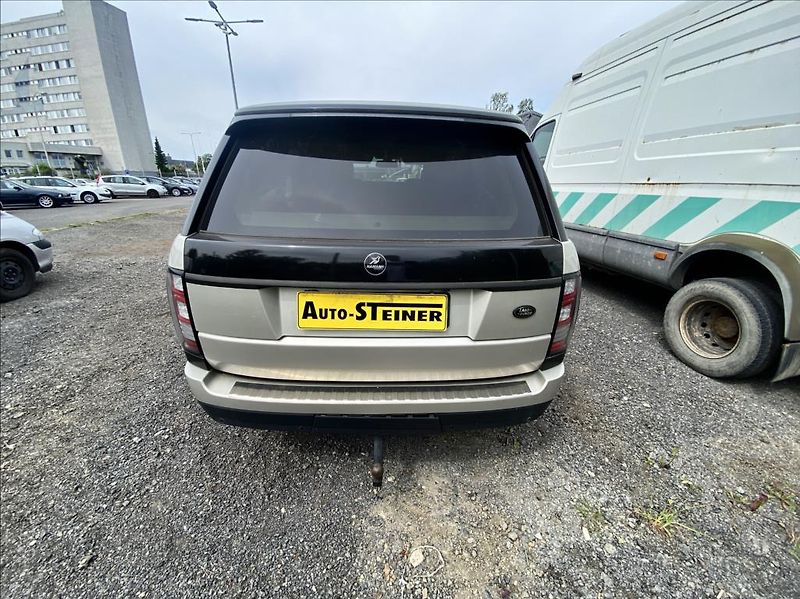 Land Rover Range Rover 4,4 SDV8 Vogue Auto NEPOJÍZDNÉ - fotka 7 z 43