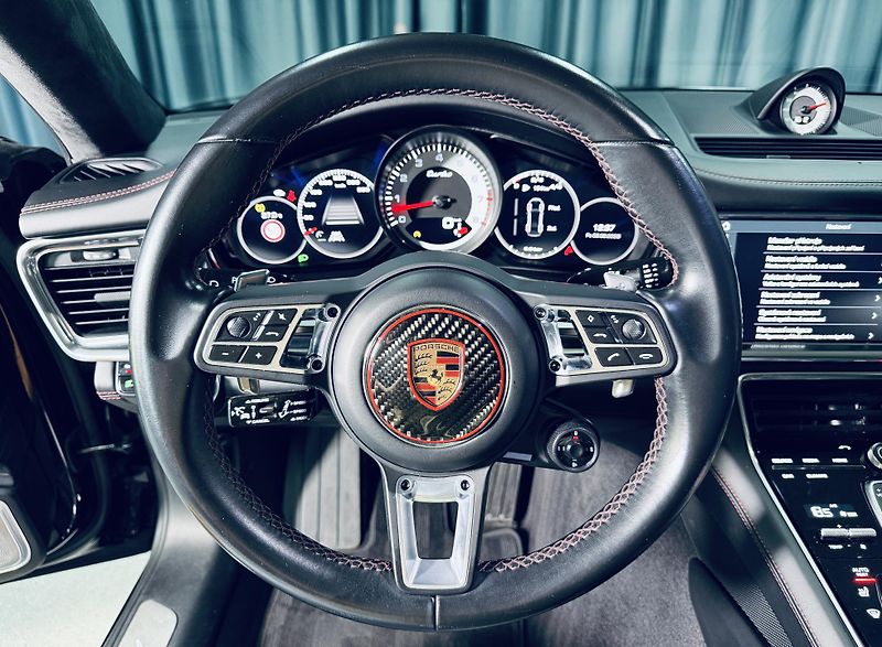 Porsche Panamera (2019) PANAMERA*TURBO*PANO*360* - fotka 21 z 37