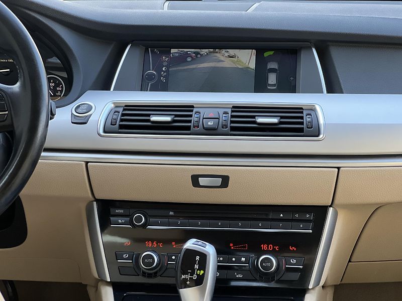 BMW Řada 5 GT 530D AUTOMAT NAVI KAMERA  - fotka 20 z 45