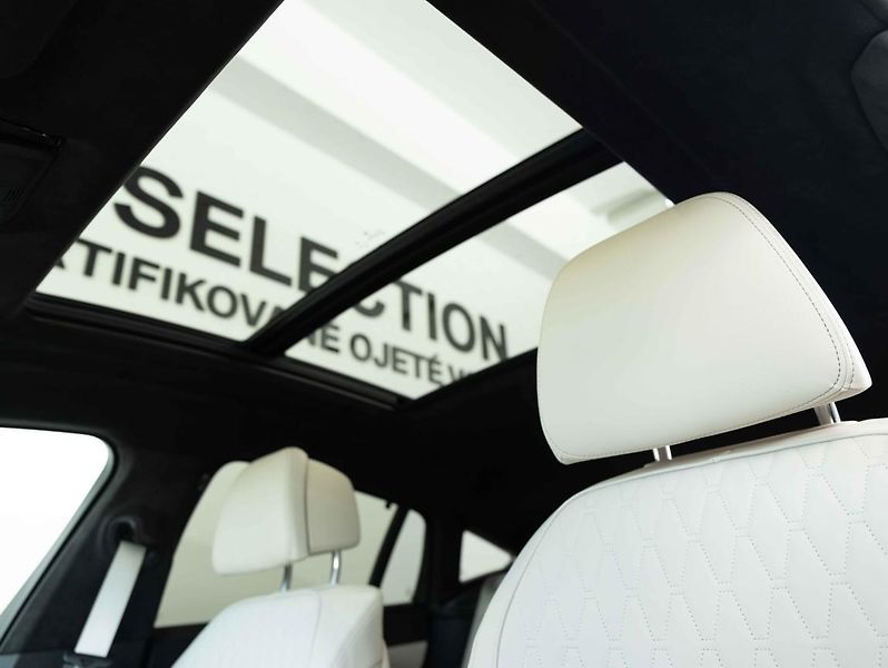 BMW X6 xDrive30d - fotka 21 z 24