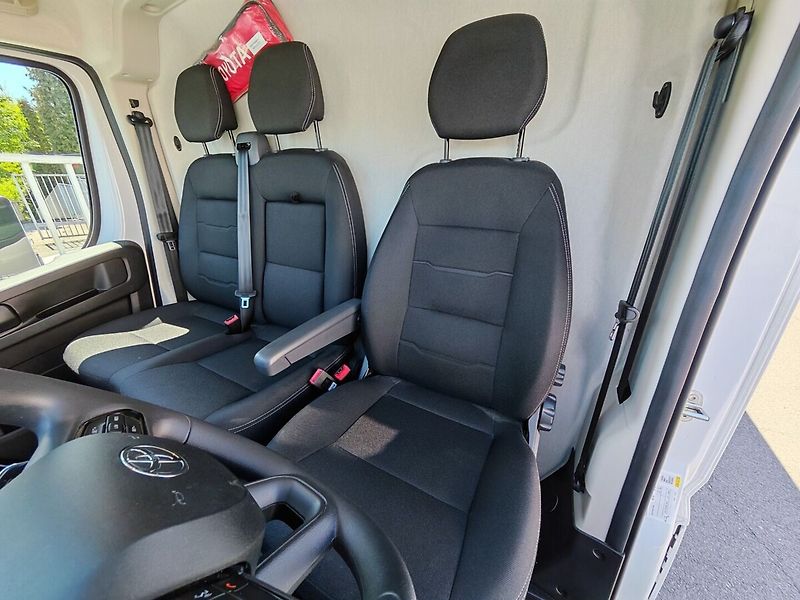 Toyota ProAce MAX EV L3H2 Active 270° - fotka 11 z 23