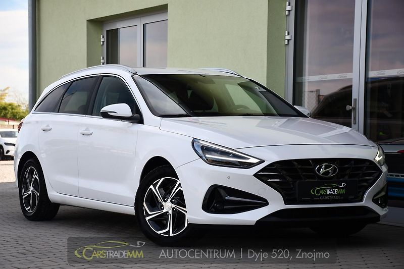 Hyundai i30 1,6CRDi STYLE AUTOMAT - fotka 7 z 48
