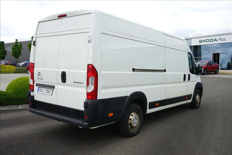 Citroën Jumper 2,0 BlueHDI 160  Furgon L4H2 - fotka 5 z 17