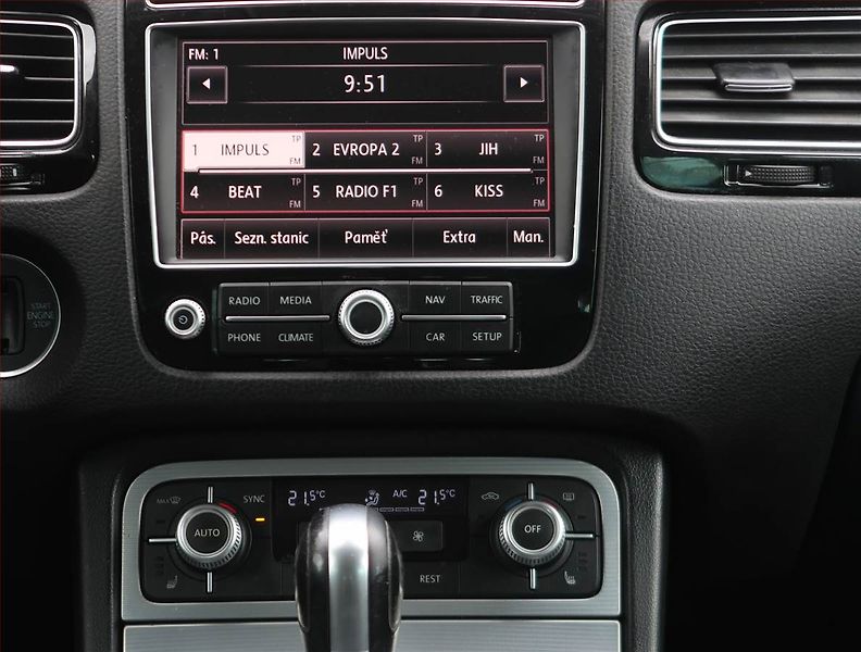 Volkswagen Touareg (2015) R-Line 3.0 TDI, R-Line,Kůže - fotka 12 z 29