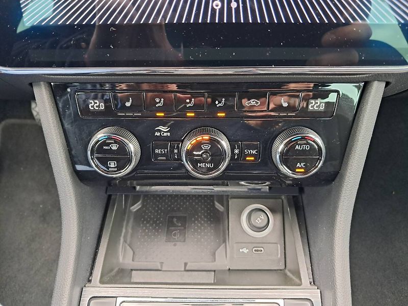 Škoda Superb (2023) III FC Style plus , Style EXTR - fotka 15 z 32