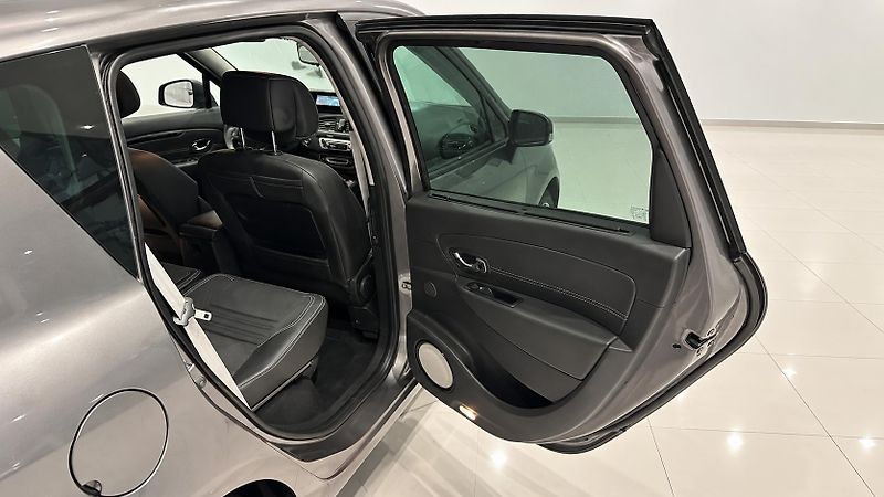Renault Scénic (2014) - fotka 16 z 20
