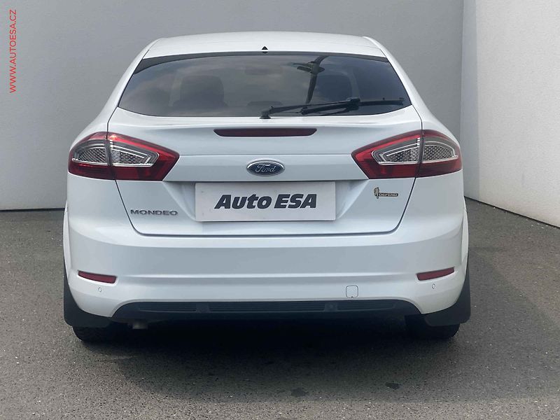 Ford Mondeo (2014) 2.0TDCi, Titanium, AT, bixen - fotka 5 z 19