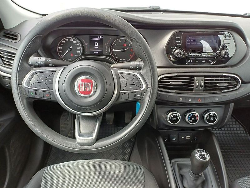 Fiat Tipo kombi 1.0 FIREFLY 100k - fotka 11 z 21