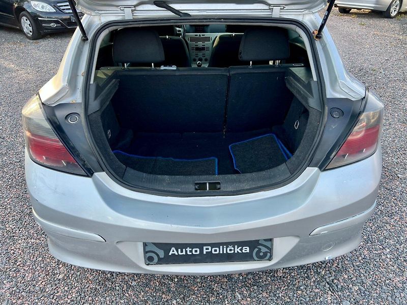 Opel Astra (2007) 1.7d 74 kW - fotka 19 z 19