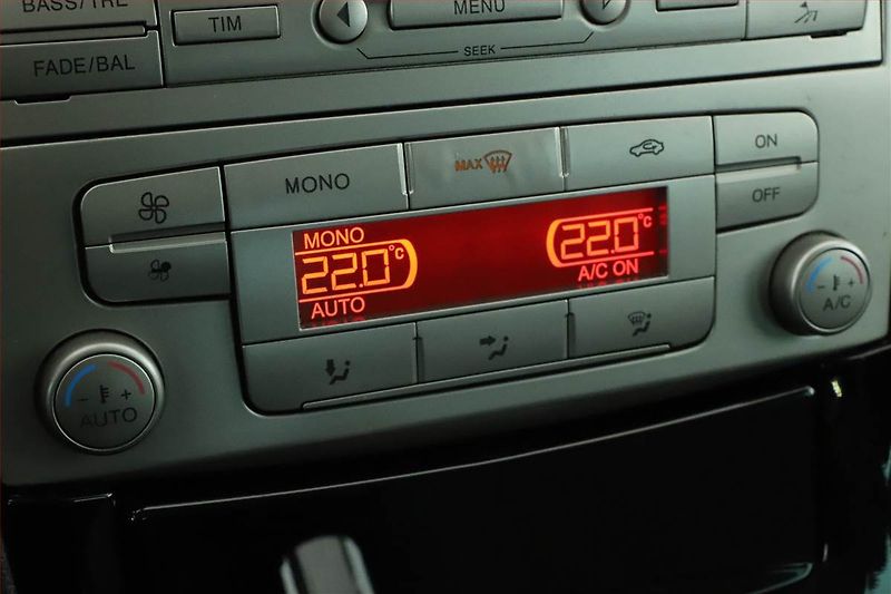 Ford S-MAX (2007) 2.0 TDCi, po STK, Tažné - fotka 12 z 16