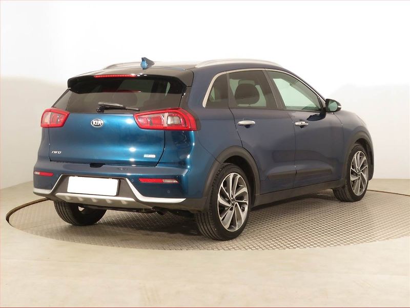 Kia Niro (2019) Hybrid, Automat, Serv.kniha - fotka 5 z 19