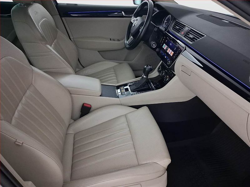 Škoda Superb (2017) 2.0 TSI, Automat, Kůže, Navi - fotka 9 z 26