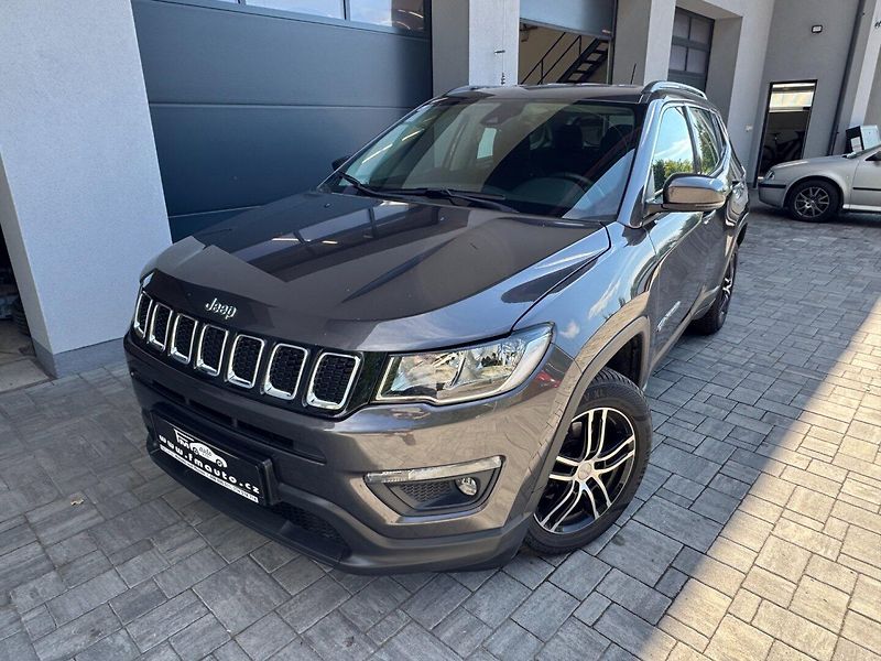 Jeep Compass (2018) 1.4 Multiair Longitude - fotka 2 z 33