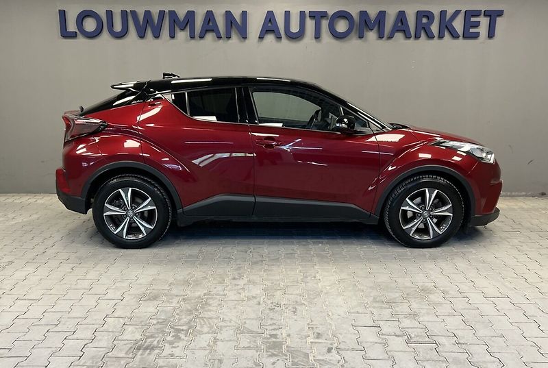 Toyota C-HR 1,8 Hybrid AT Selection - fotka 16 z 16
