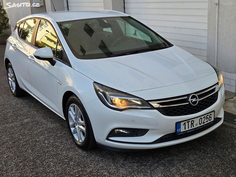 Opel Astra (2019) 1.4 Turbo 92Kw 1.maj Odp DPH - fotka 11 z 32
