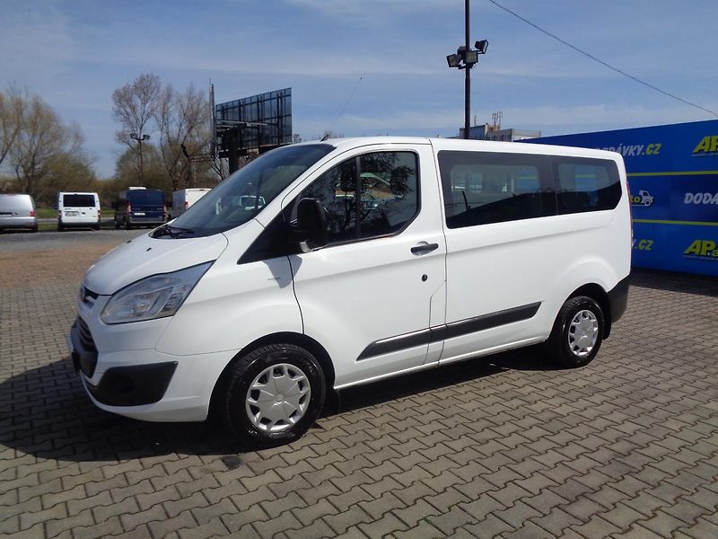 Ford Transit Custom 2,0 TDCI  L1H1 8MÍST BUS KLIMA - fotka 4 z 41