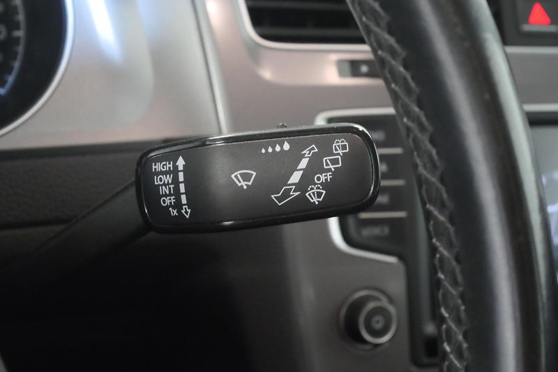 Volkswagen Golf - fotka 16 z 29