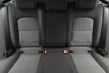Volkswagen Passat 2,0 TDI 110kW DSG Business Zár - náhled 28