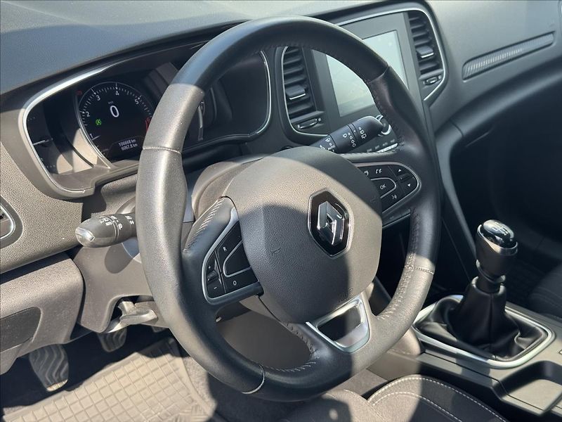 Renault Mégane 1,3 TCE Limited Grandtour ČR - fotka 10 z 30